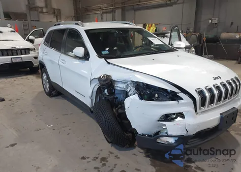 2015 Jeep Cherokee Latitude z USA, uszkodzony, nr VIN 1C4PJMCS3FW588868